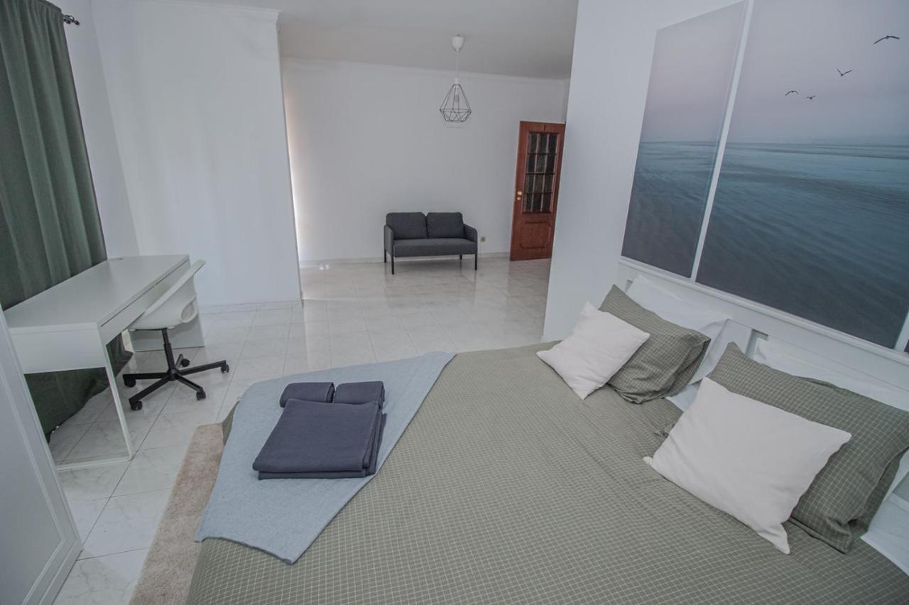 Charming Private Rooms In An Apartment A1 Penha - FAO Eksteriør billede